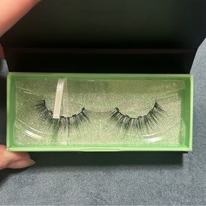 2 Moxielash Flashy Lash Magnetic Lashes